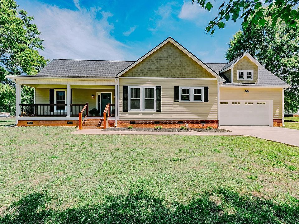 1st image of 117 Humphries Cir