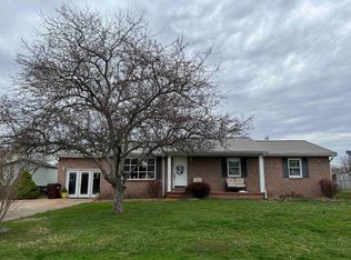 31 Osborne St, Greenup, KY 41144