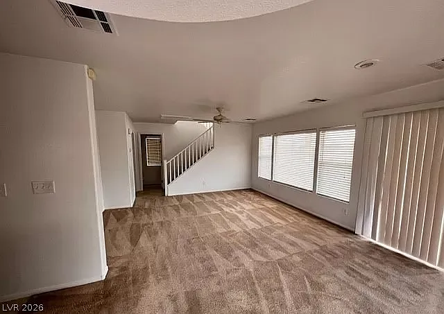 3 bed, 2.5 bath, 1394 sqft, $1,850 — Photo 3