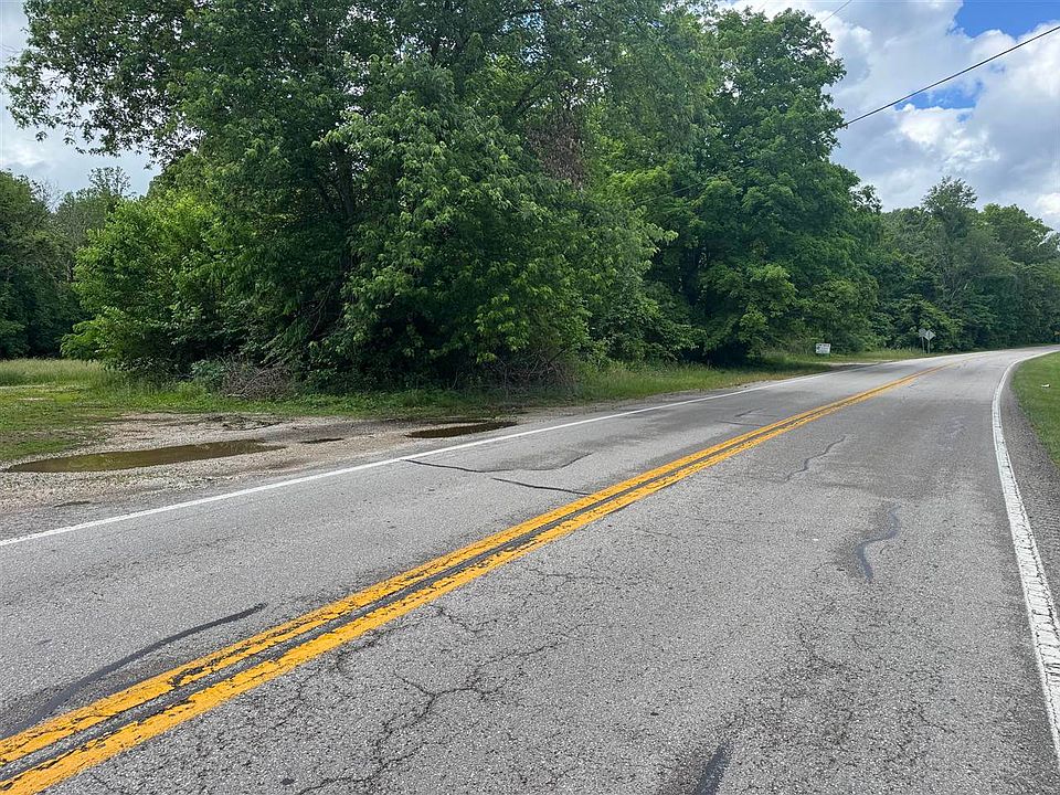 2nd image of 2505 N Dixie Hwy