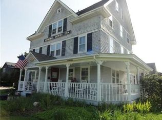 668 Matunuck Beach Rd, South Kingstown, RI 02879