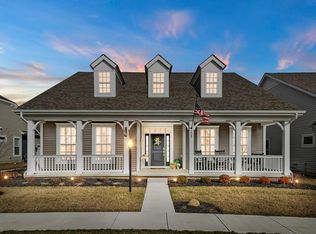 225 Honeywood Dr S, Galena, OH 43021