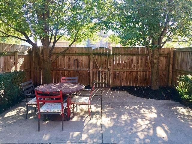 Fenced Rear courtyard, great entertaining space! PLEASE call / text 412.897.0330