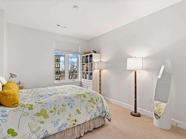 1501 Commonwealth Ave #302 — Photo 7