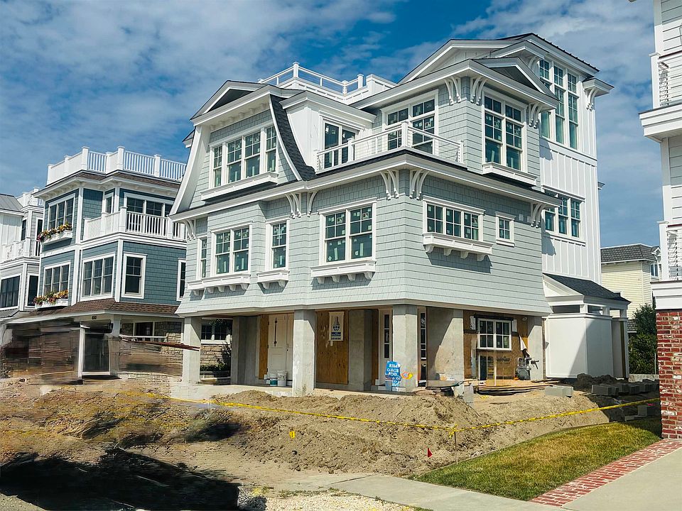 2nd image of 8314 Sunset Dr