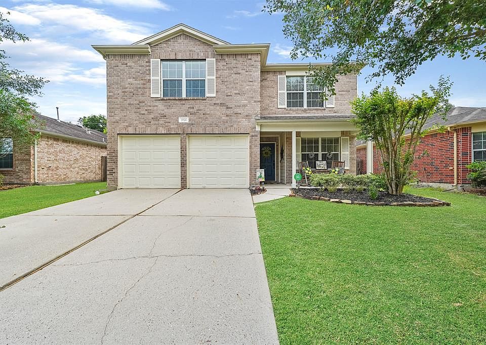 1st image of 2736 Woodspring Forest Dr