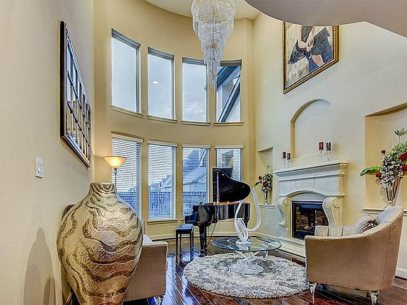 4th image of 27522 Becketts Knoll Ct