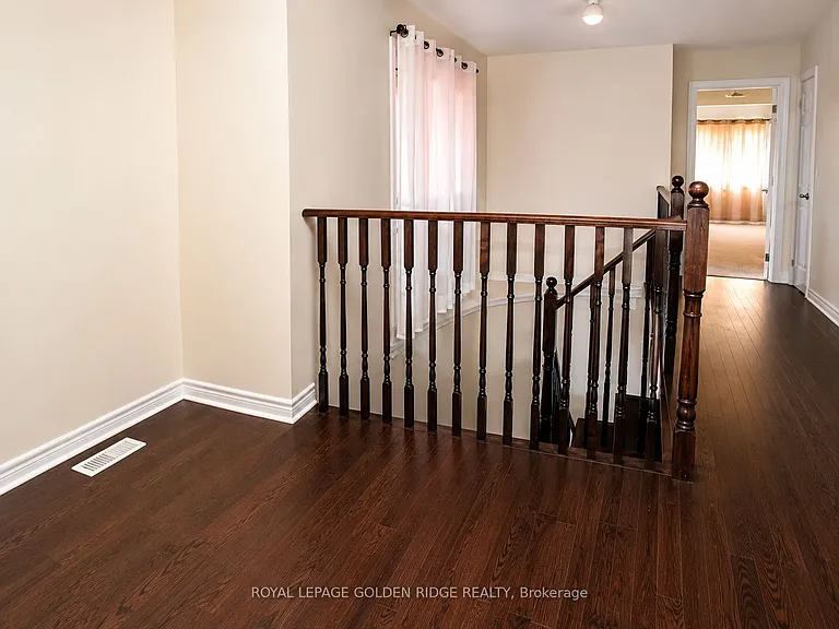 162 Collin Ct — Photo 9