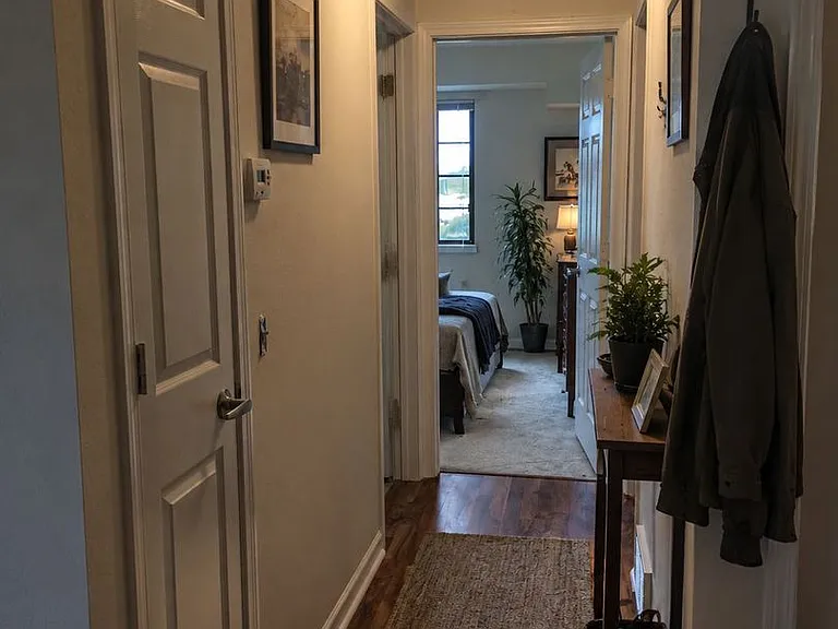 1509 Kenilworth Ct — Photo 6