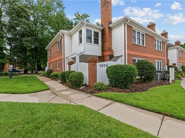 107 Sudbury Way APT A, Yorktown, VA 23693