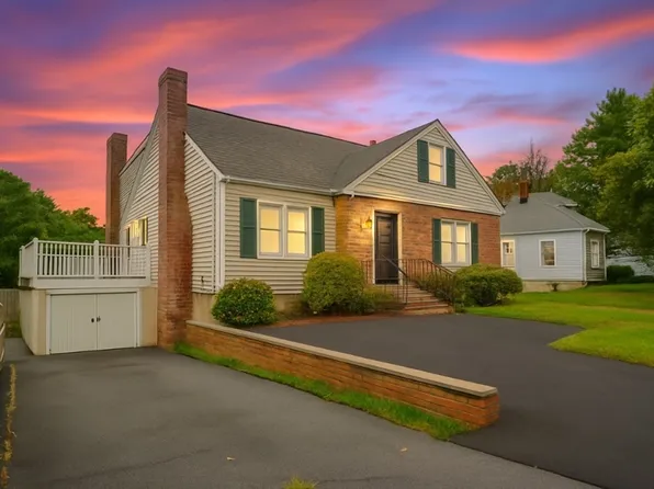 104 Menlo Ave, Lynn, MA 01905