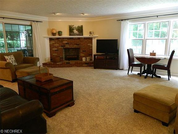 3rd image of 7623 Oakridge Dr