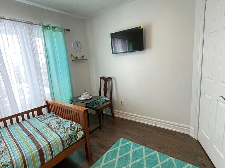 8 Driftwood Ct #MAIN — Photo 11