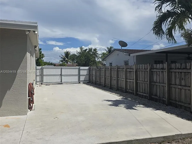 9971 Dominican Dr — Photo 27