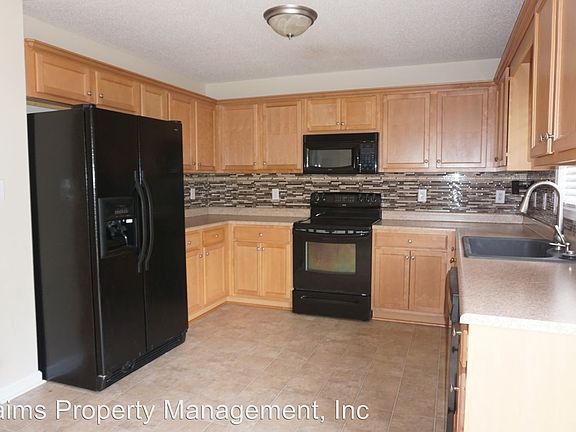 3rd image of 2620 Daniel Boone Ln