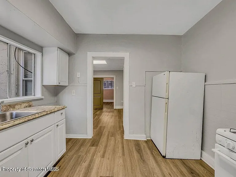 1007 Washburn St #1 — Photo 10
