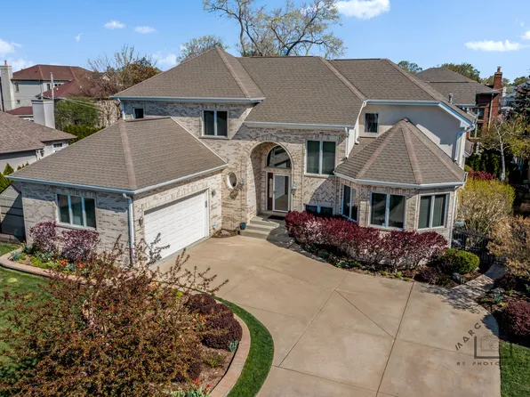 8266 W Ainslie St, Norridge, IL 60706