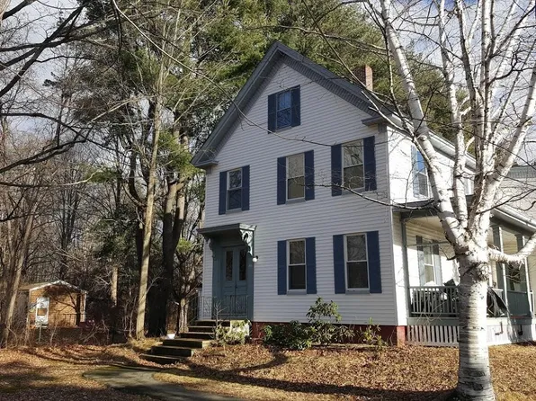 126 Sullivan St APT B, Berwick, ME 03901