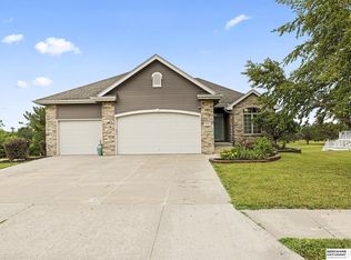 5003 Council Pointe Rd, Council Bluffs, IA 51501