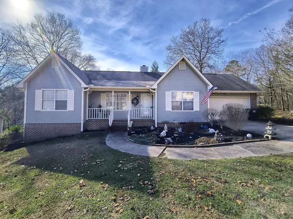 6015 Parsons Pond Dr, Ooltewah, TN 37363