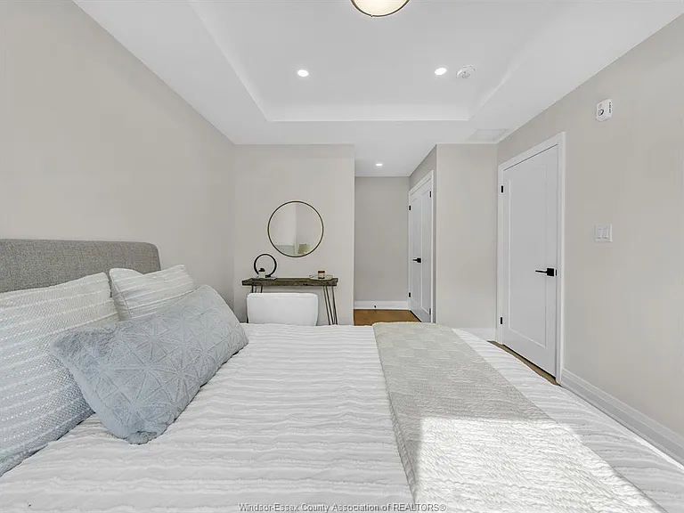 11646 Tecumseh Rd E #500 — Photo 33