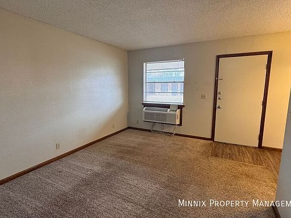 2nd image of 500 4th Ave #13