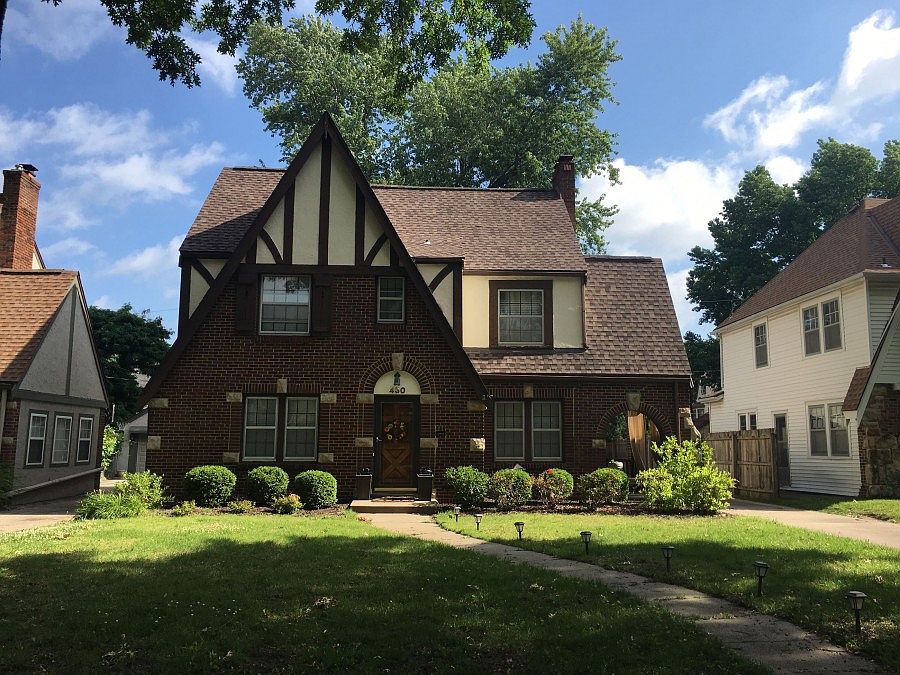 1st image of 430 W Gregory Blvd