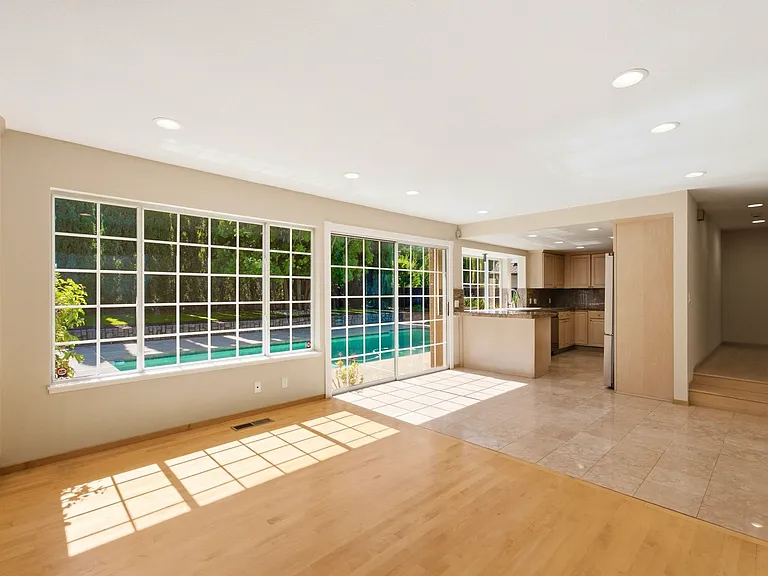 7175 Cahen Dr — Photo 11