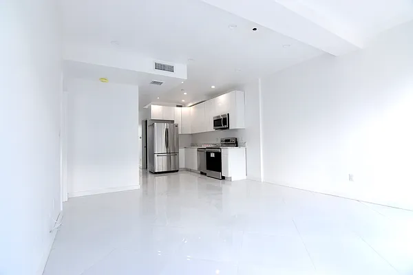 Rented by Triplemint | media 15