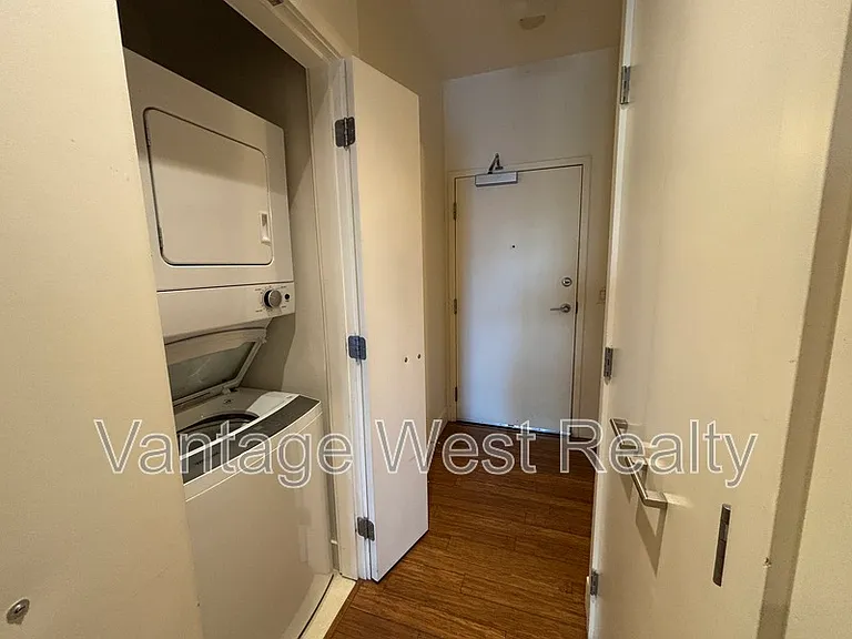 1289 Ellis St #218 — Photo 16