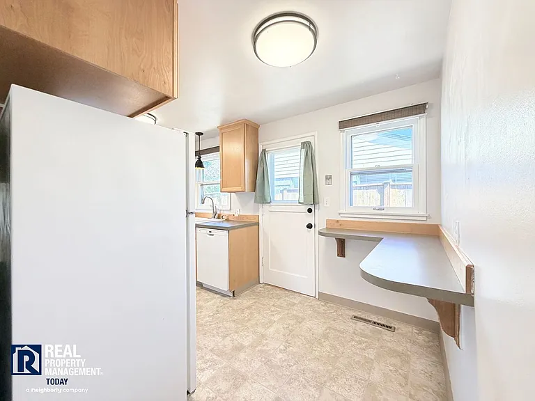 2301 N Winnifred St — Photo 8