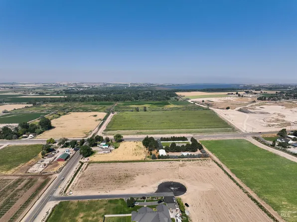 5425 W Fountain Hills Ct, Nampa, ID 83686