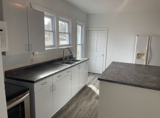 1116 W 22nd St, Cedar Falls, IA 50613