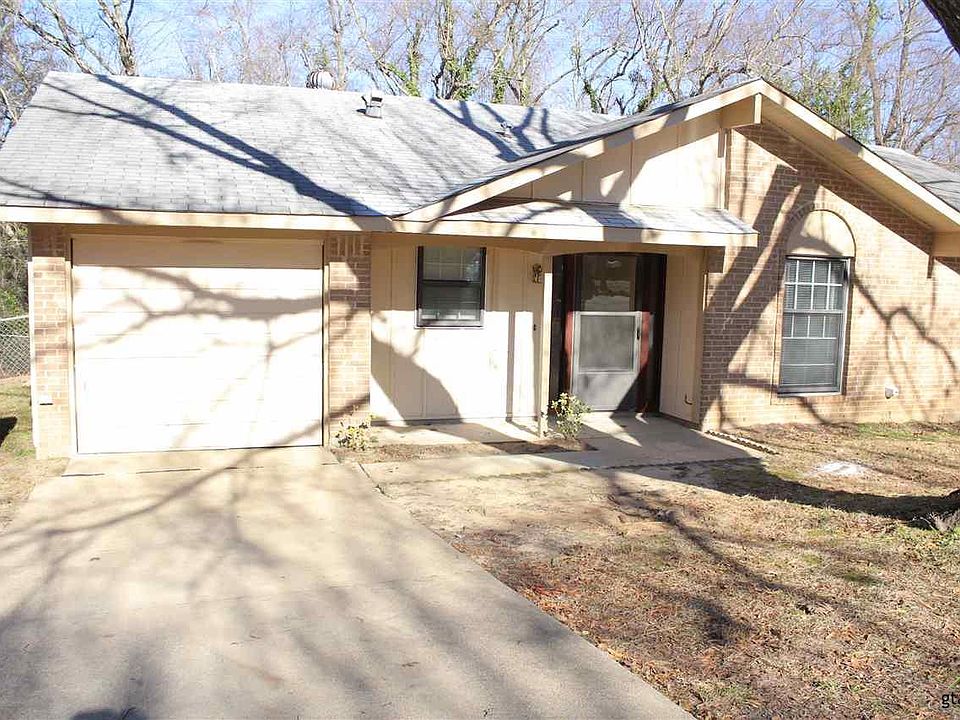 1st image of 2424 Pinkerton Dr