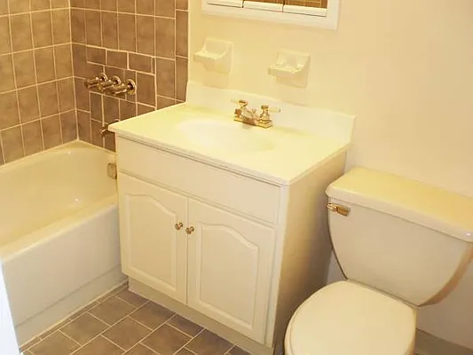 Rented by All Boro Cash Realty LLC | media 22