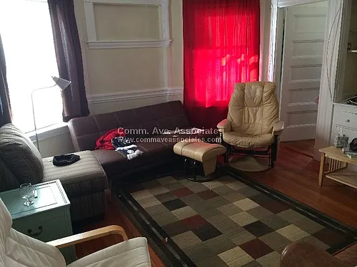 88 Gardena St Photo 1