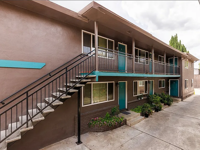 Windy Hill Apartments — Photo 3