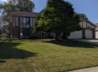 16067 Acacia Dr, Strongsville, OH