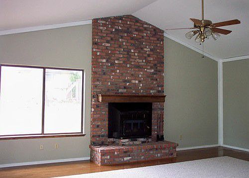 4th image of 1214 Kingston Way