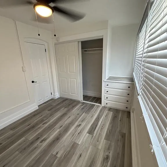 2102 Jefferson Ave — Photo 2
