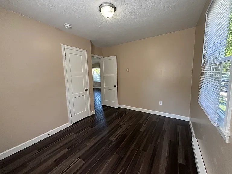 319 Dellwood Rd — Photo 6