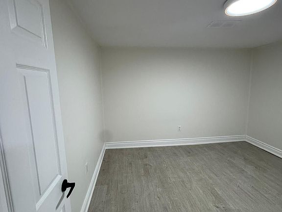 2nd image of 44 Royal Orchard Blvd