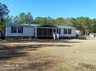 3903 Blueberry Rd, Currie, NC 28435