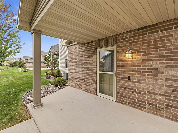 4th image of 2361 E Plank Cir