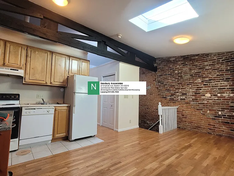 74-76 Tyler St #P4E — Photo 3