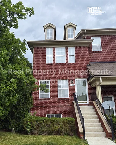 15628 Stone Crossing Dr Photo 1