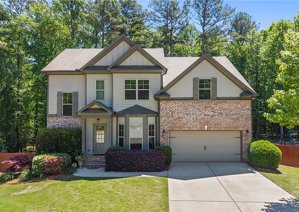 1st image of 816 Mimosa Way