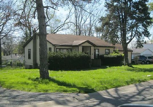 1st image of 9712 Diamond Dr