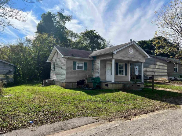 210 3rd Ave, Gaffney, SC 29340