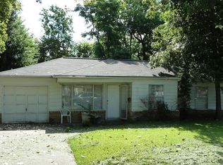 2212 Silverbonnet St, Houston, TX 77055